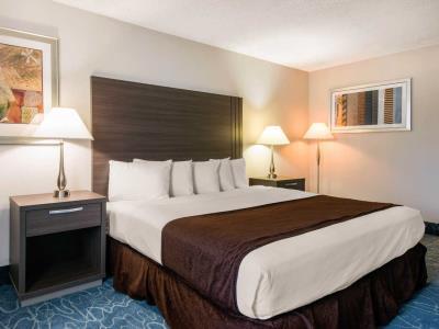 Econo Lodge Orlando Airport Exterior photo